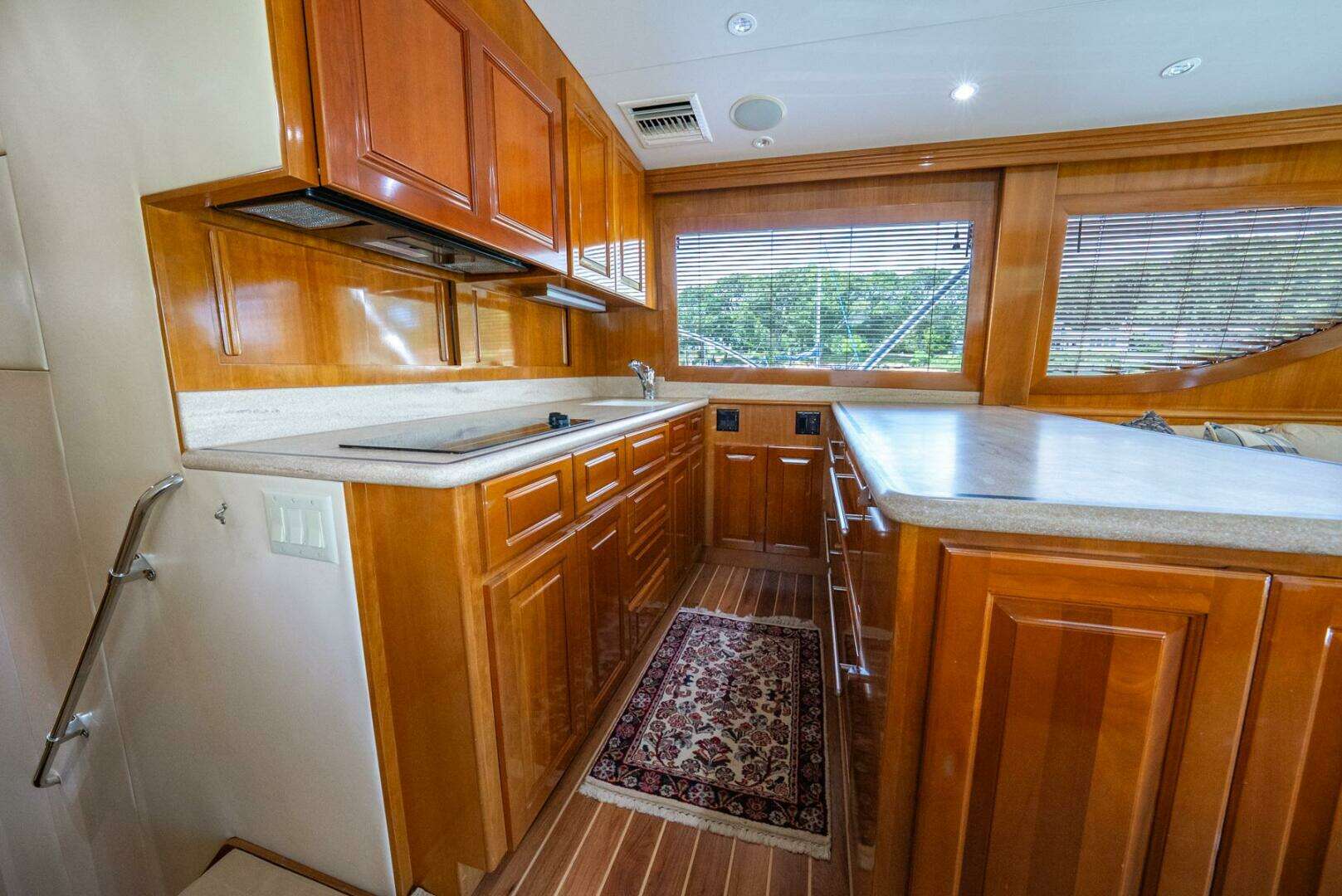 2001 Hatteras 50 Convertible - Image 26