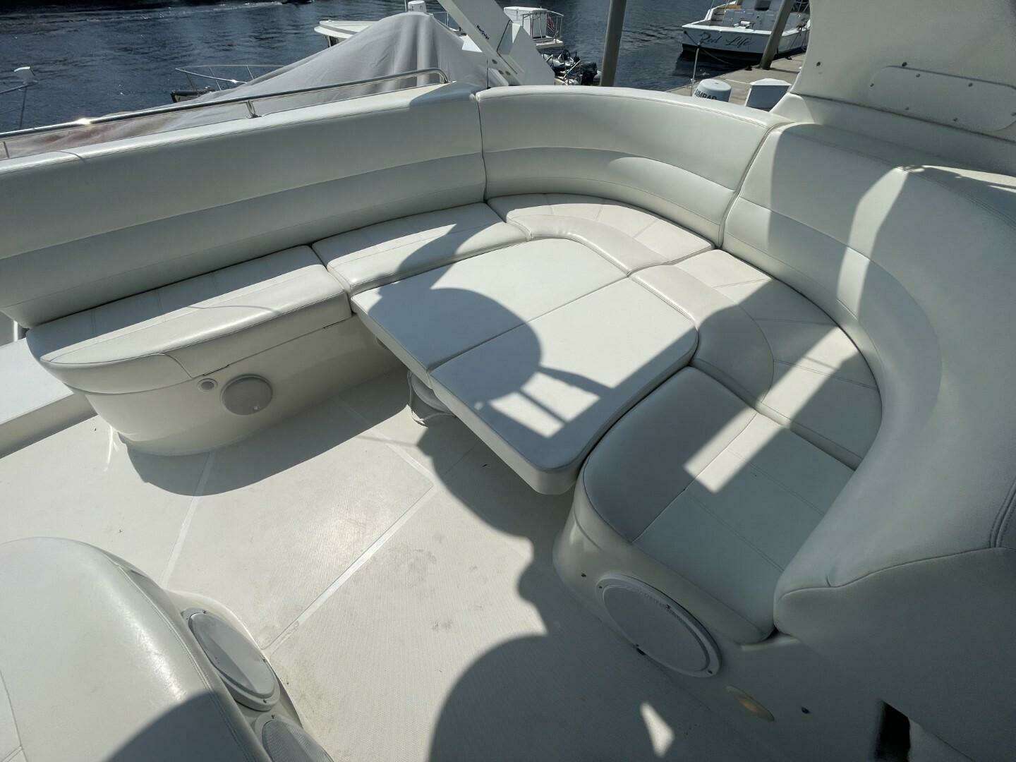 1998 Carver 53 Voyager - Image 77