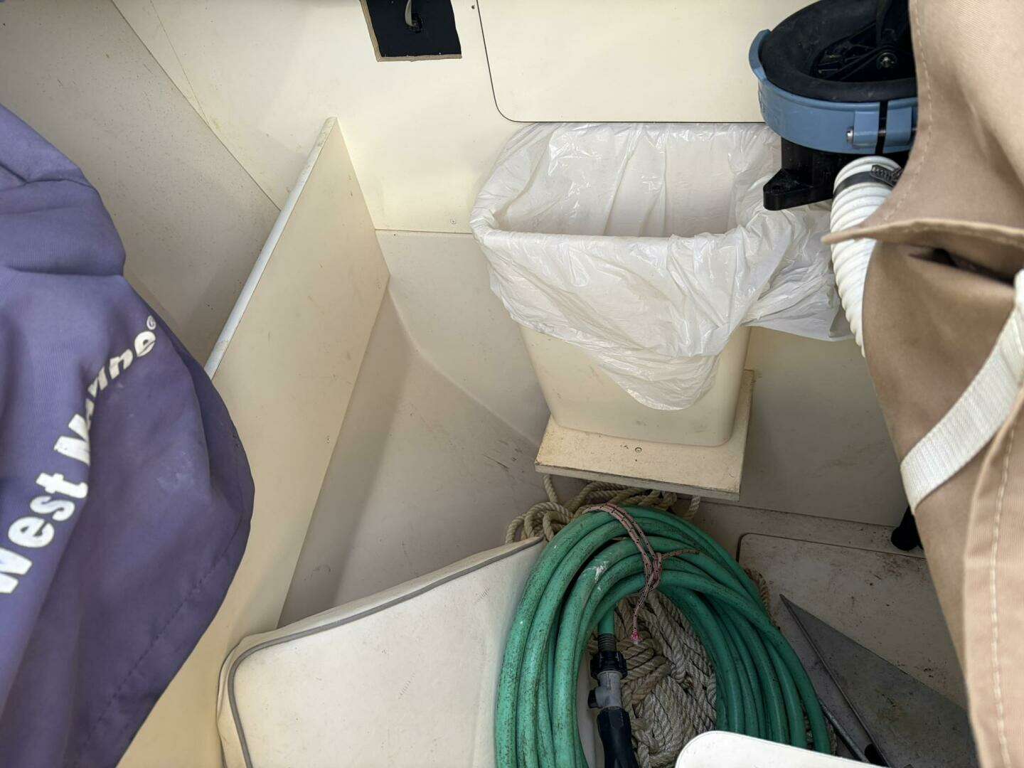 2010 Catalina 309 - Image 70