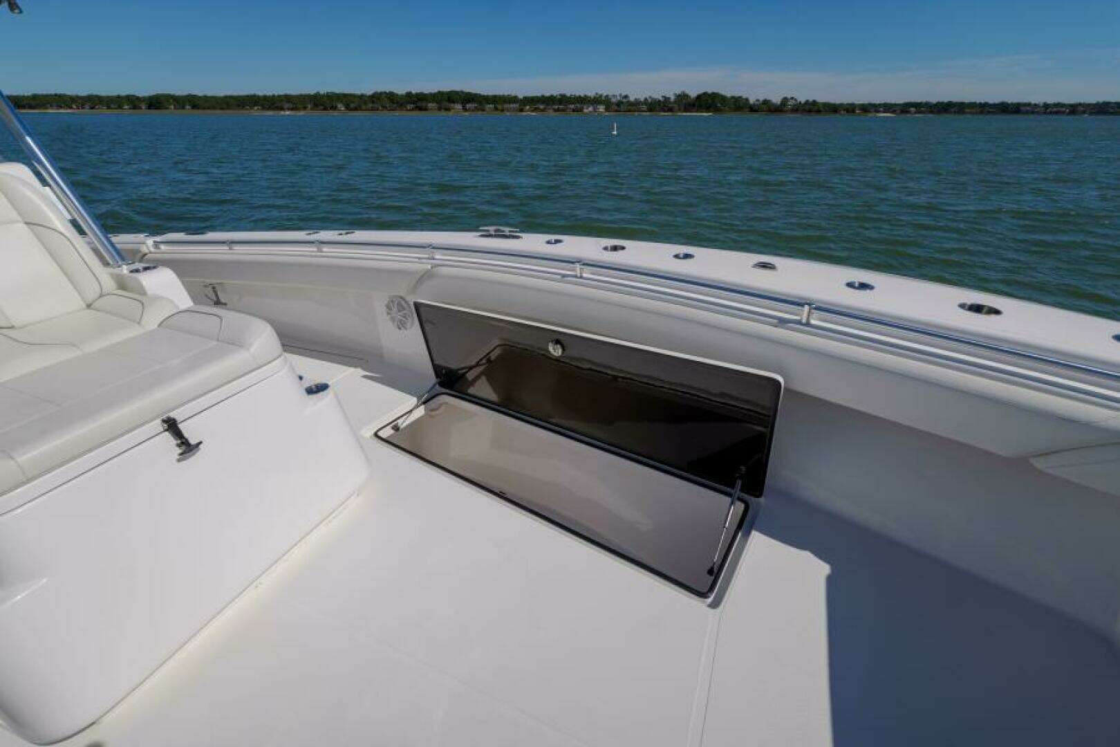 2023 SeaHunter 38 CTS - Image 19