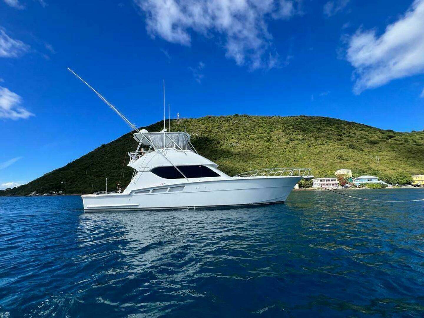 2005 Hatteras 50 Convertible - Image 9
