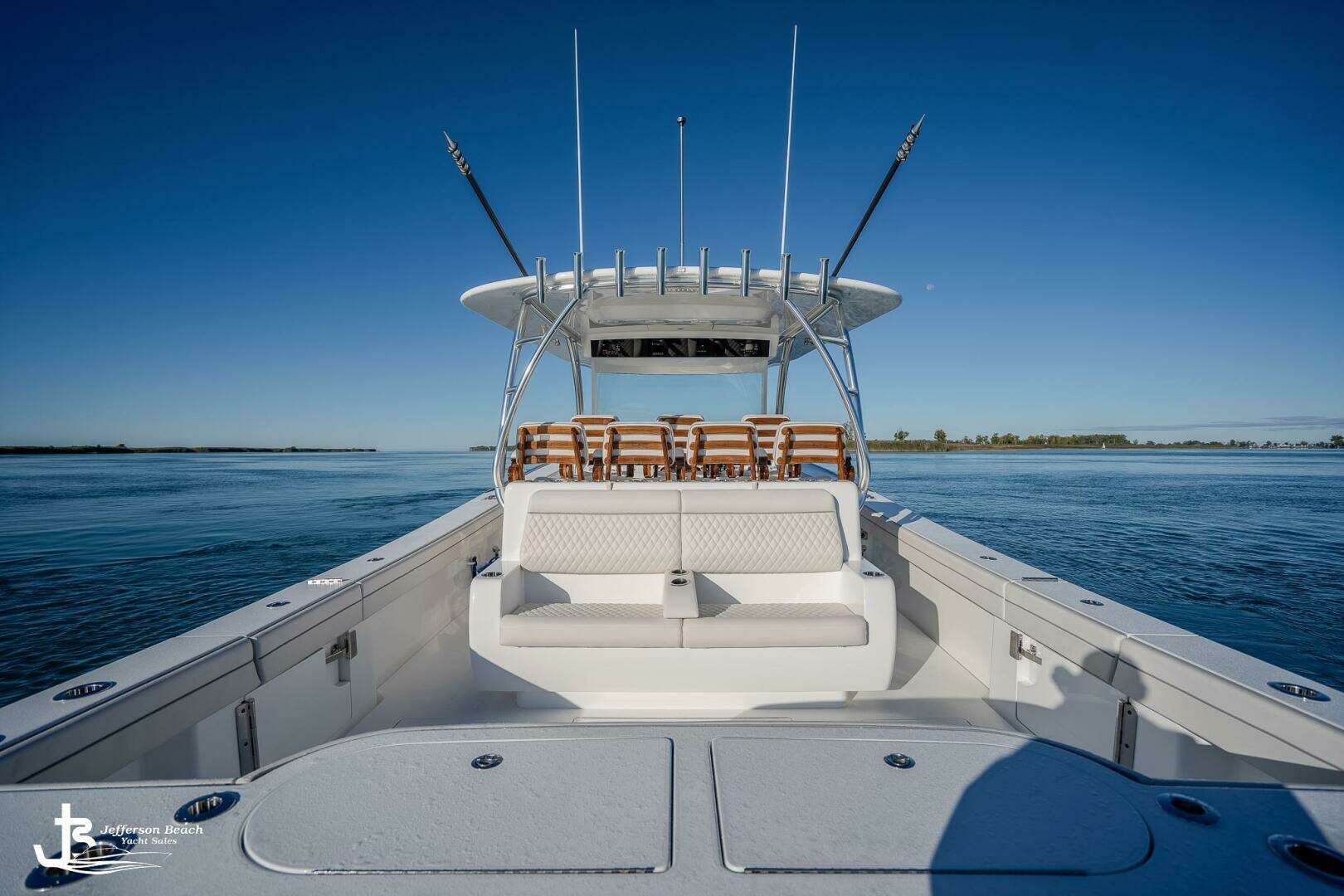2025 Valhalla Boatworks V-46 - Image 17