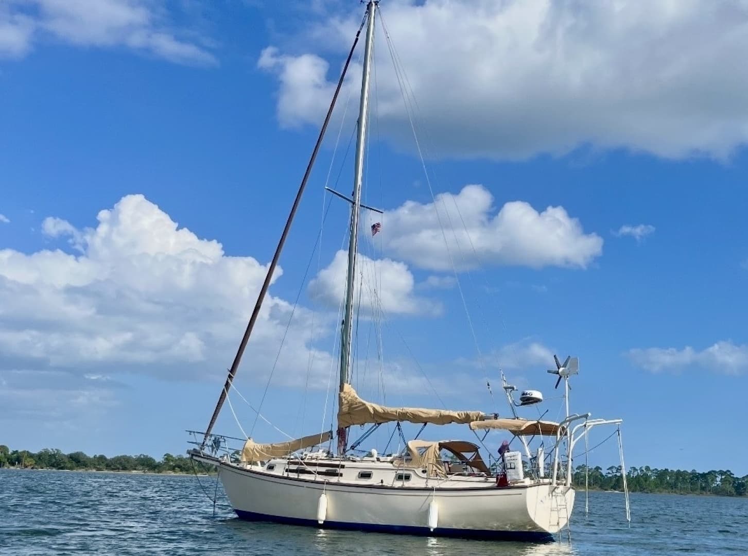 1989 Island Packet Cutter - Image 22