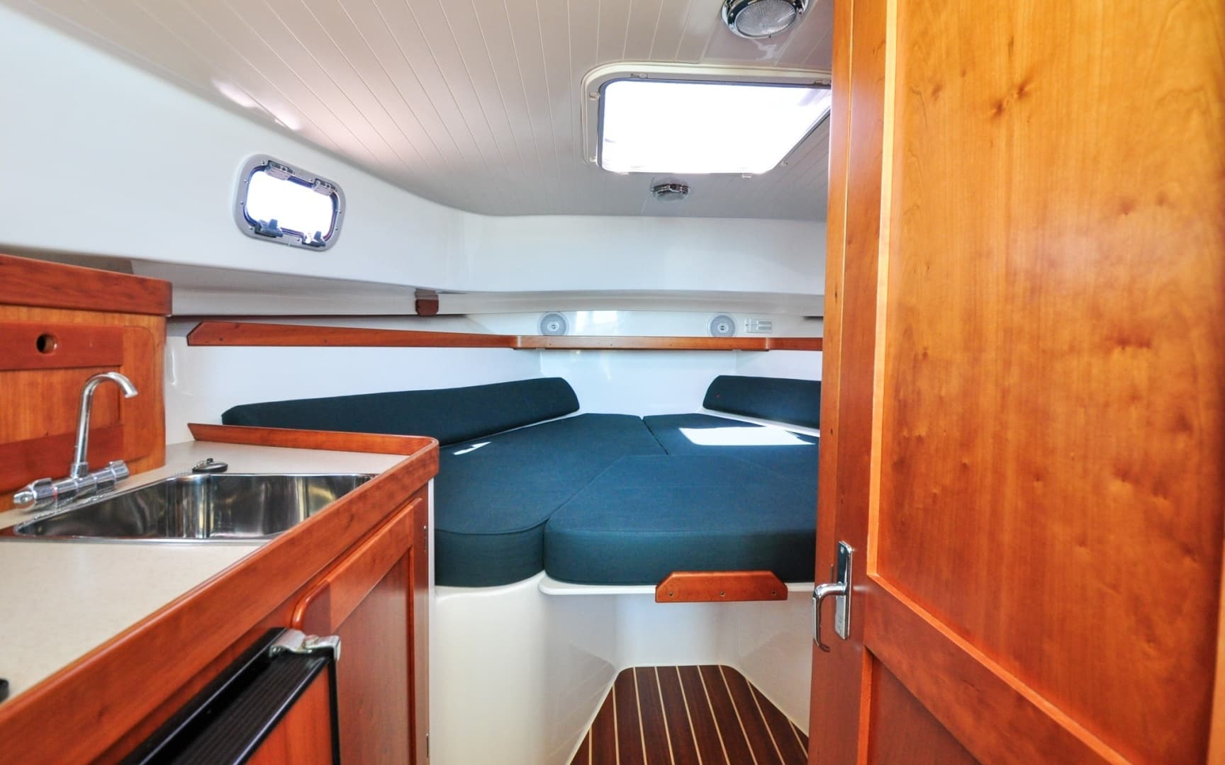 2005 Hunt Surfhunter 29 - Image 49