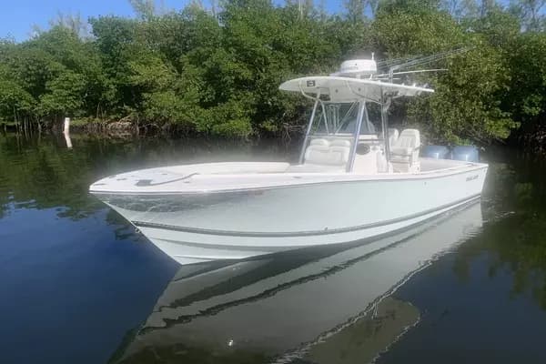 2010 Regulator 26 Forwarding Seating - Image 1
