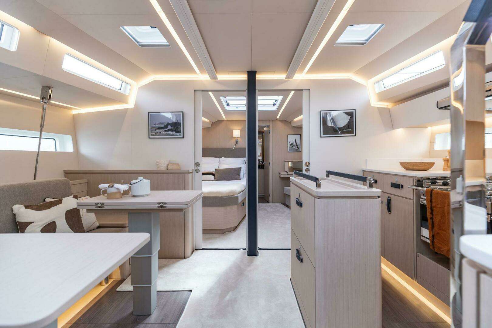 2026 Jeanneau 55 - Image 10