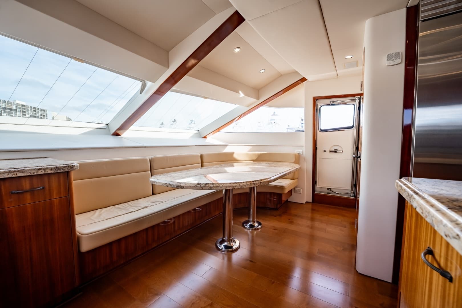 2012 Hatteras — - Image 49