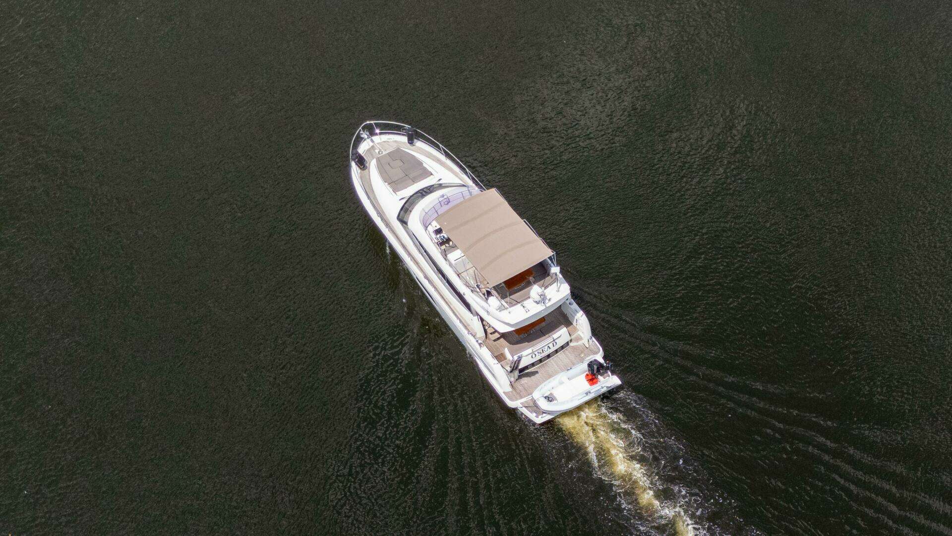 2018 Prestige 500 Flybridge - Image 6