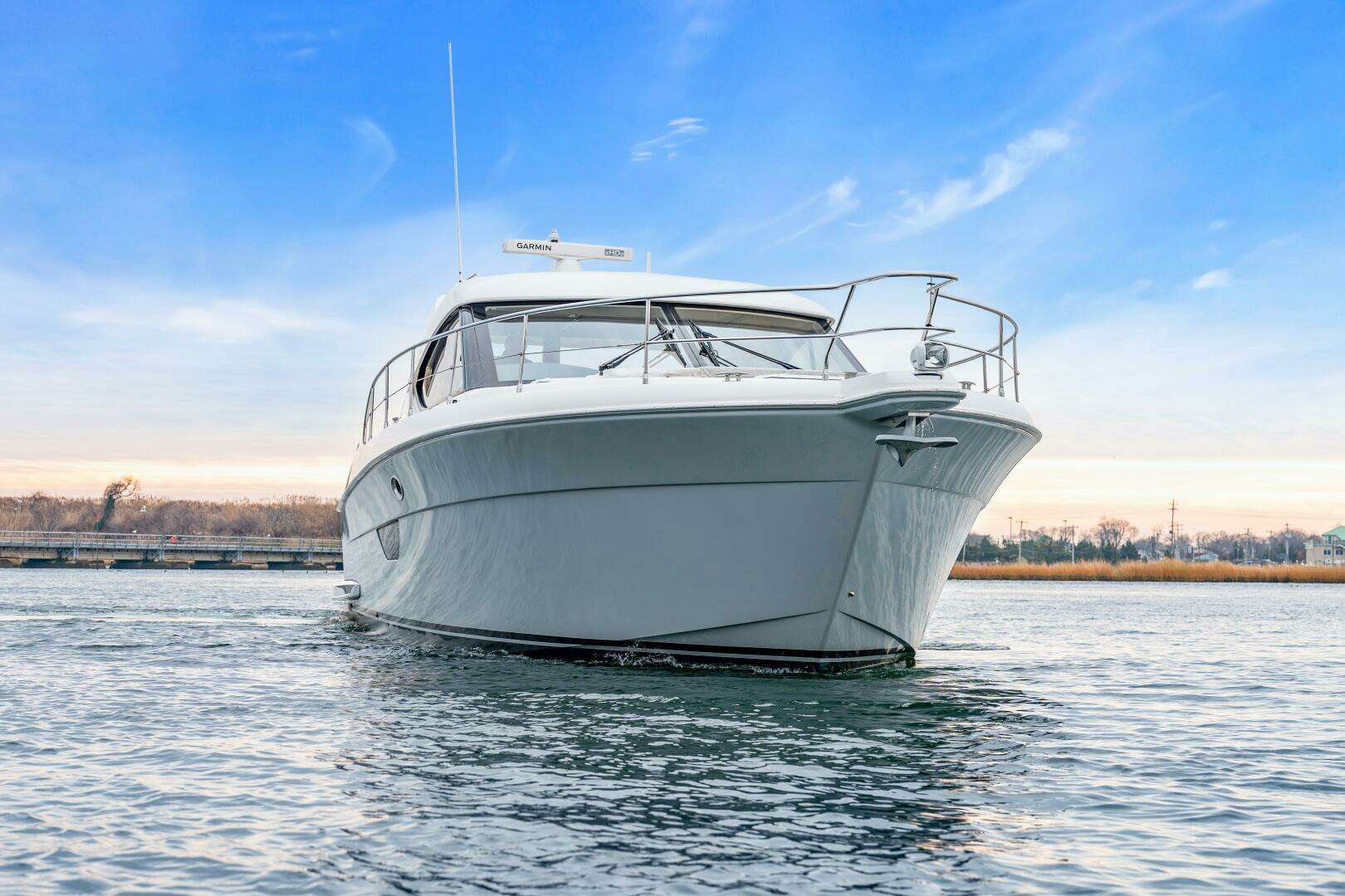 2014 Riviera 44 Sport Yacht - Image 5