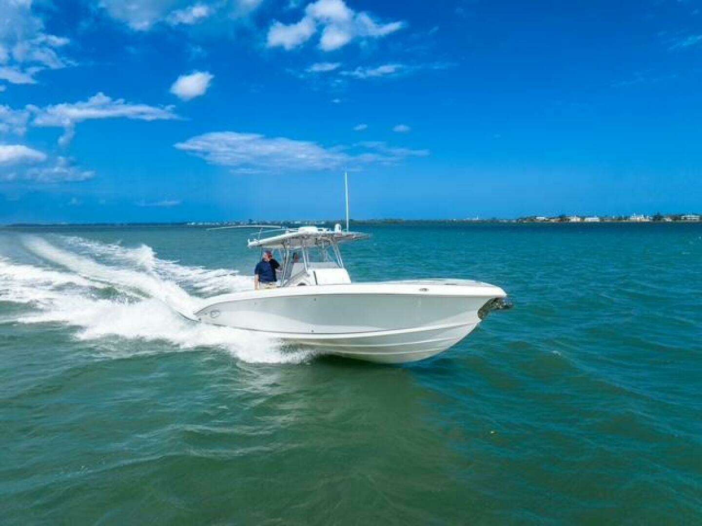 2007 Spectre 37 Center Console - Image 4