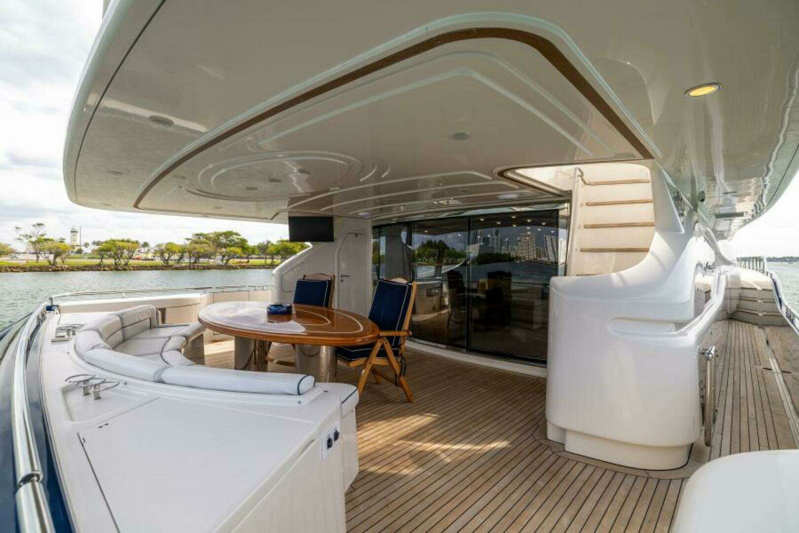 2001 Ferretti Yachts 94 Raised Pilothouse - Image 42