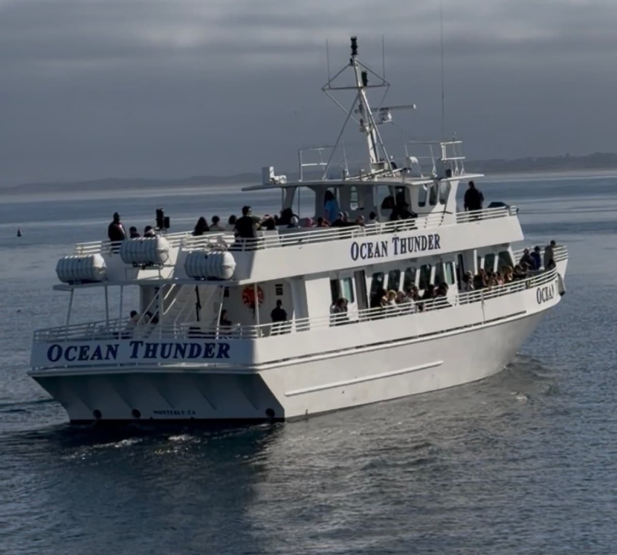 1986 Gulf Craft Passenger - Image 3