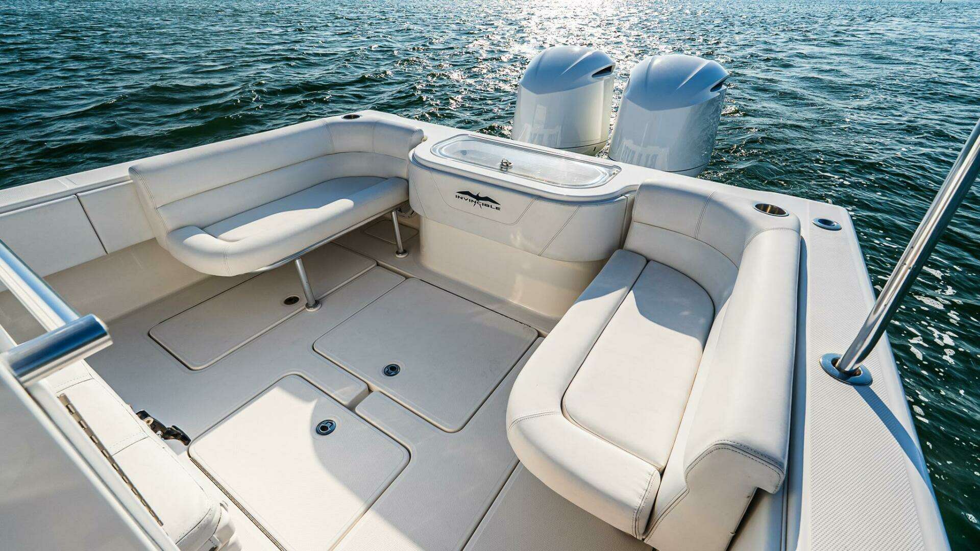 2016 Invincible 33 Open Fisherman - Image 8