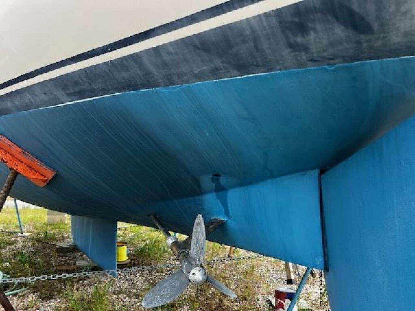 1987 Sabre 34 Mark II - Image 40