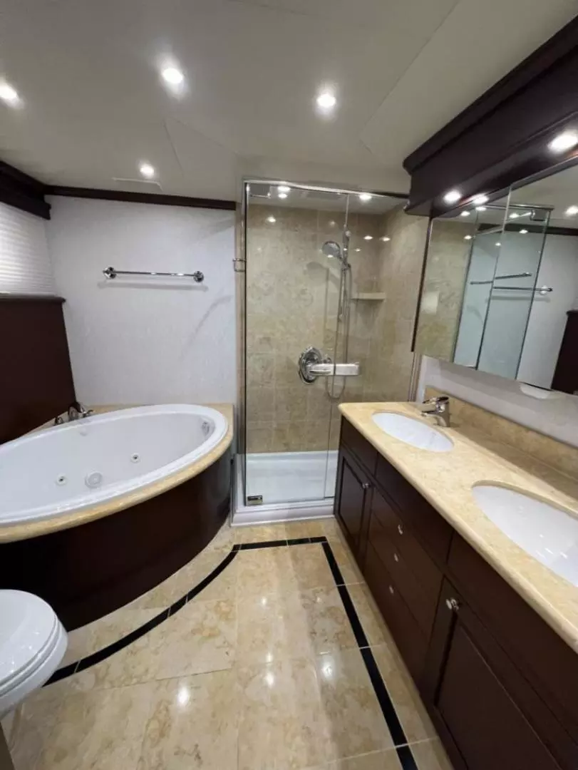 2006 Pacific Mariner — - Image 35