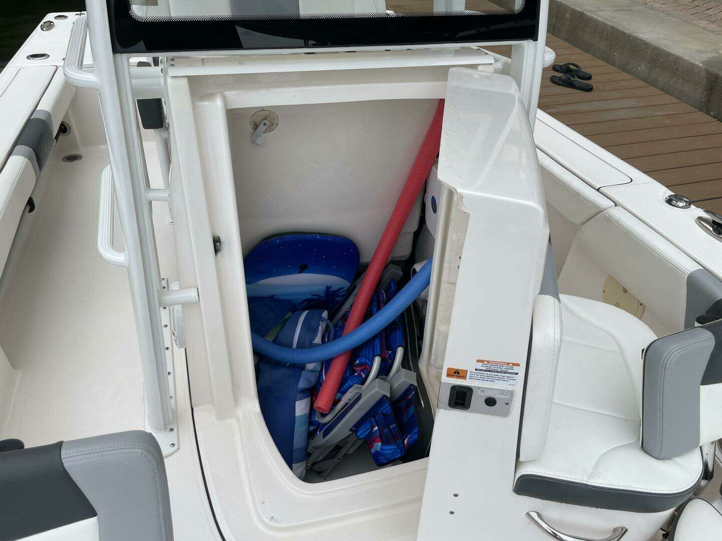 2022 Robalo Cayman 246 SD - Image 24