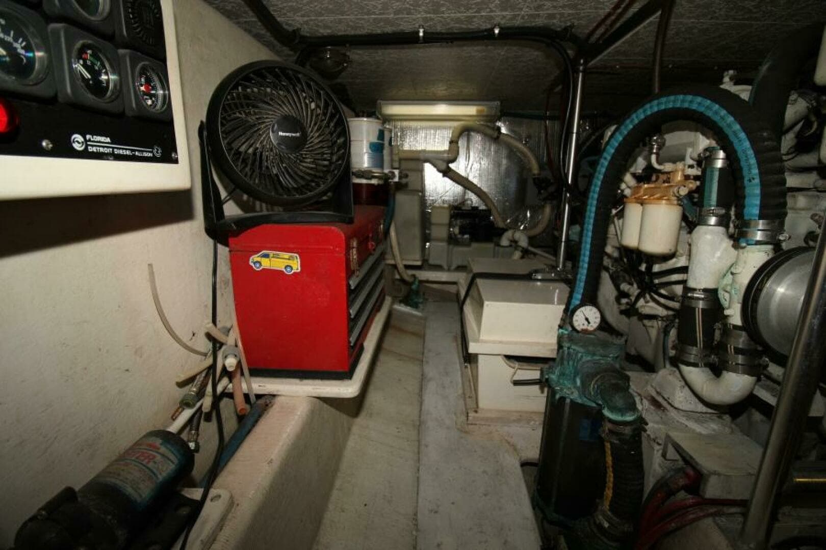 2000 Ricker 42 Classic - Image 52