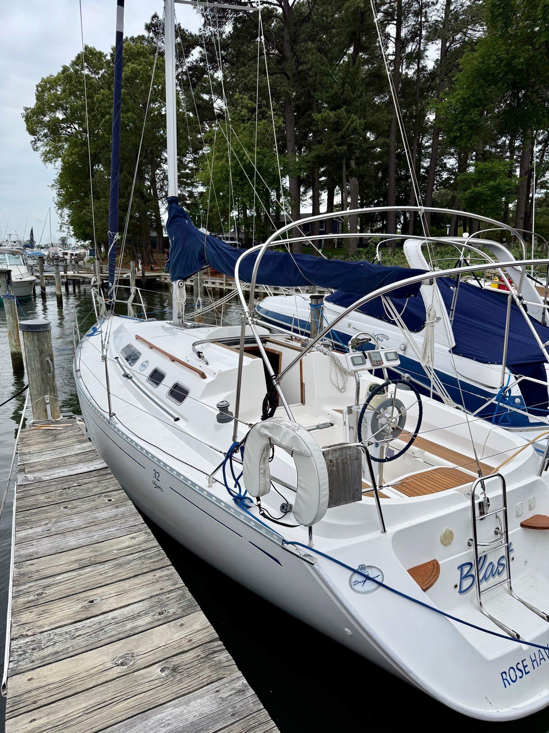 2000 Dufour 32 Classic - 3