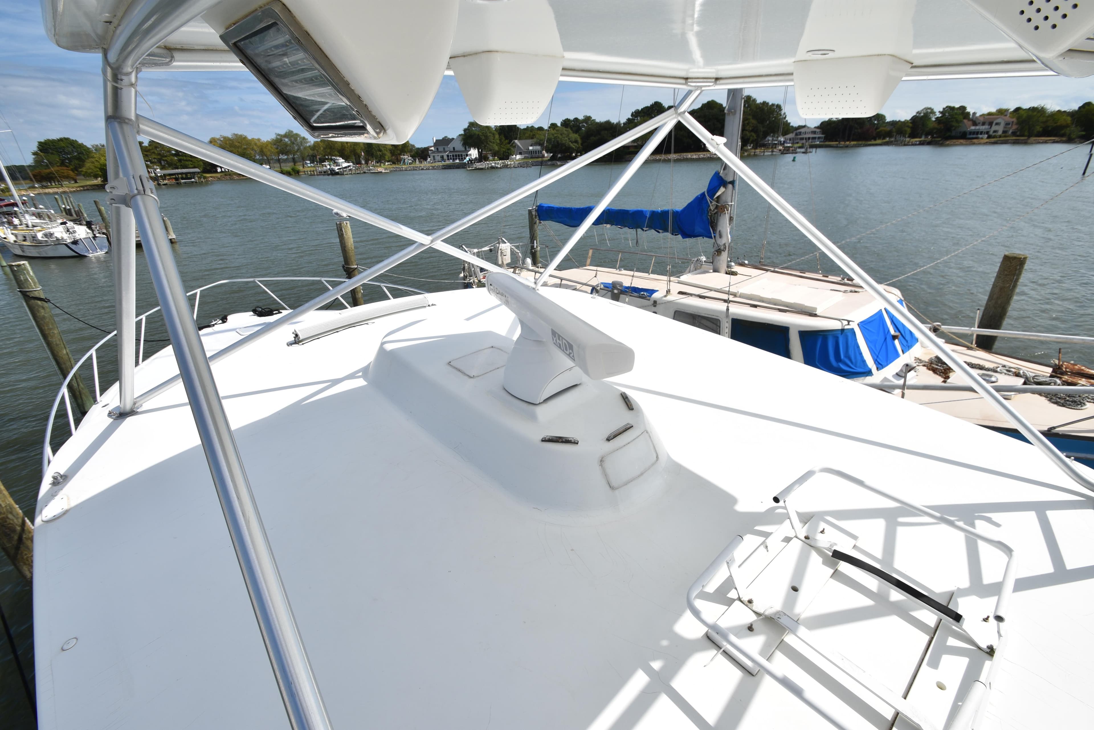 2003 Viking 45 Express - 41