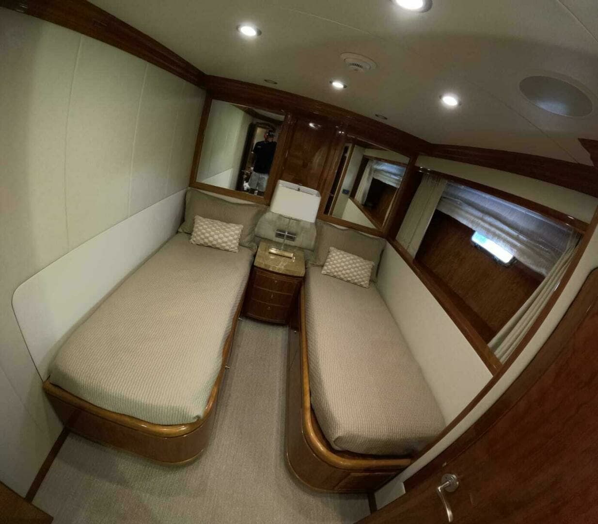 2007 Hargrave 93 - Image 29
