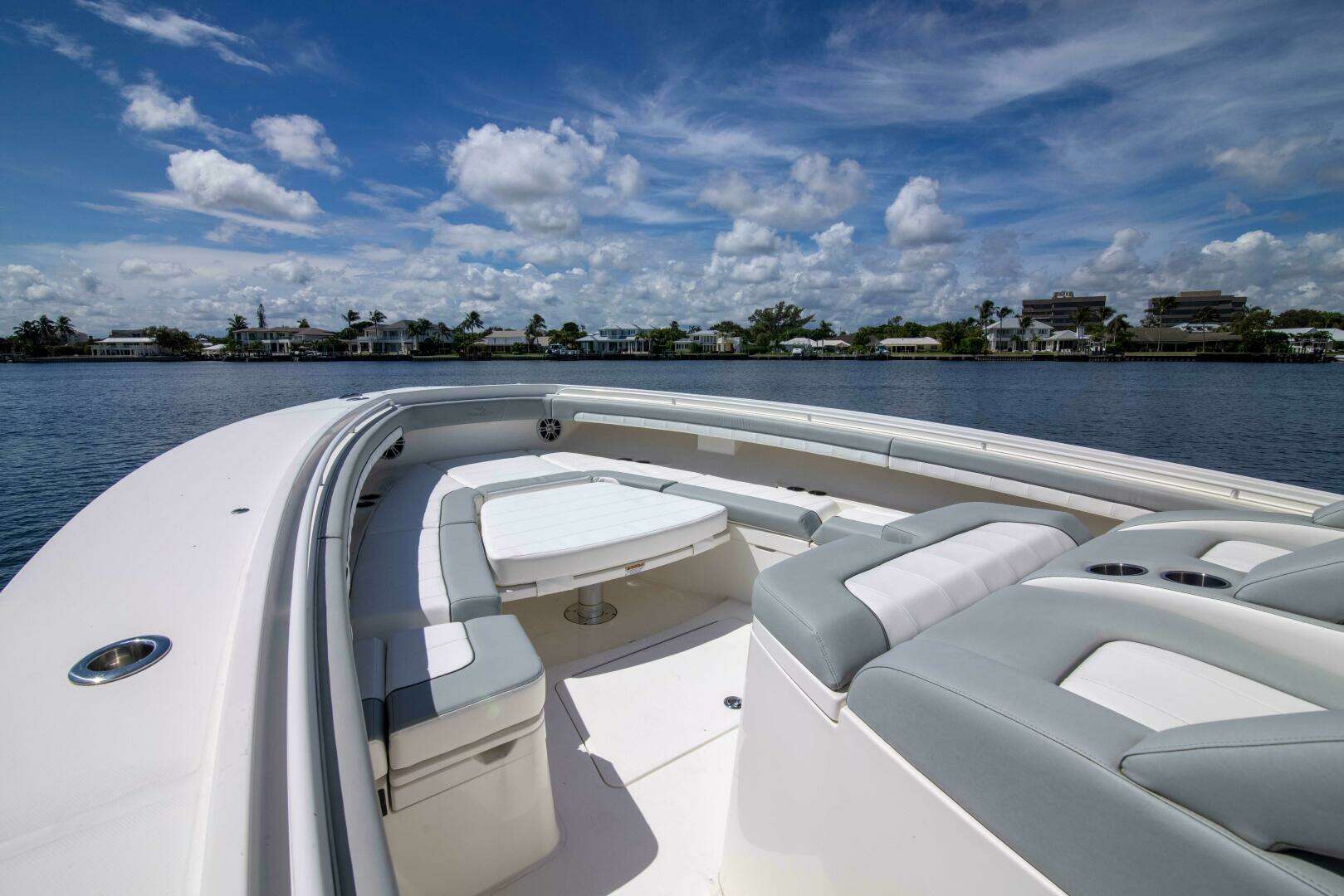 2021 Regulator 41 Center Console - Image 2