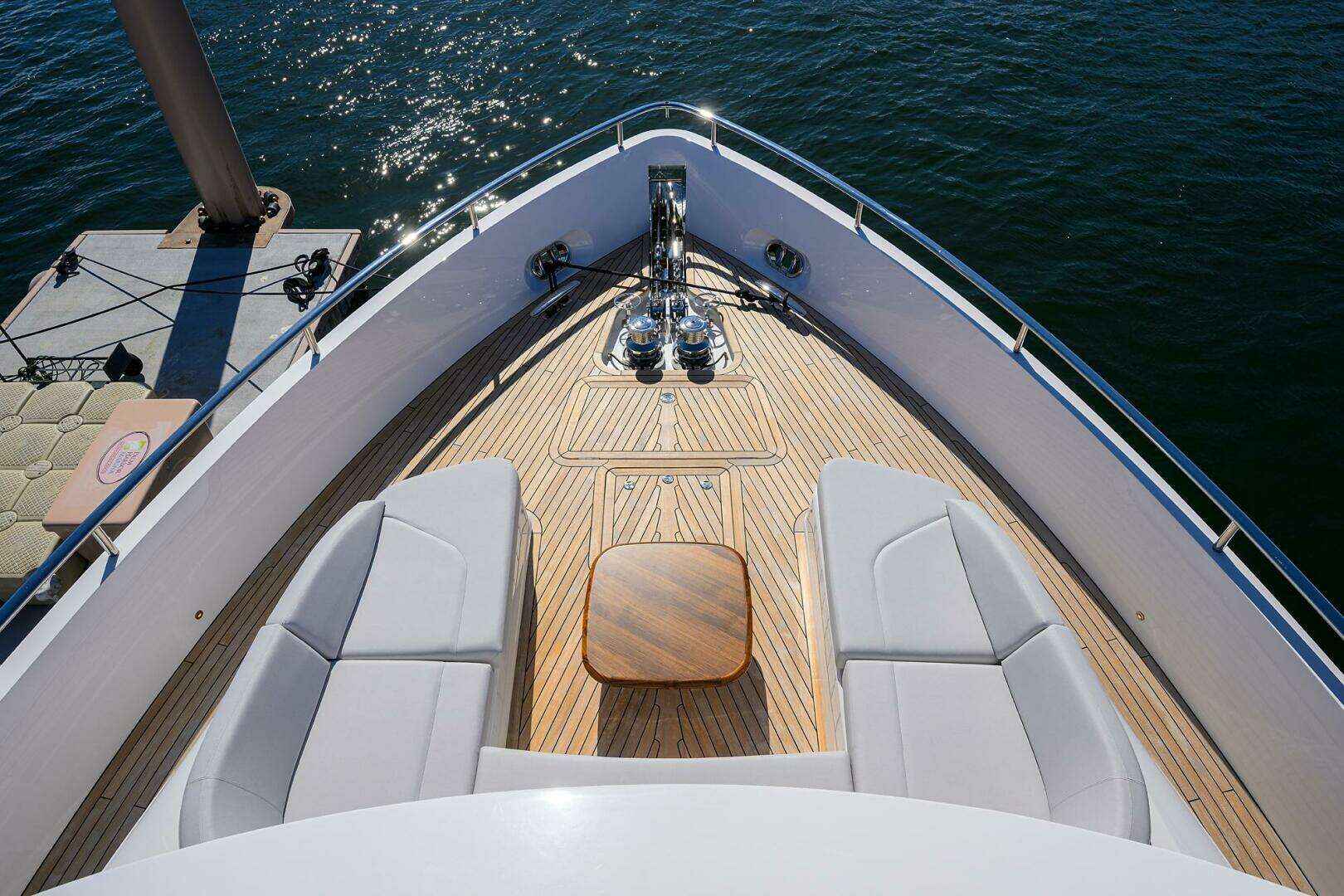 2027 Princess X80 - Image 26
