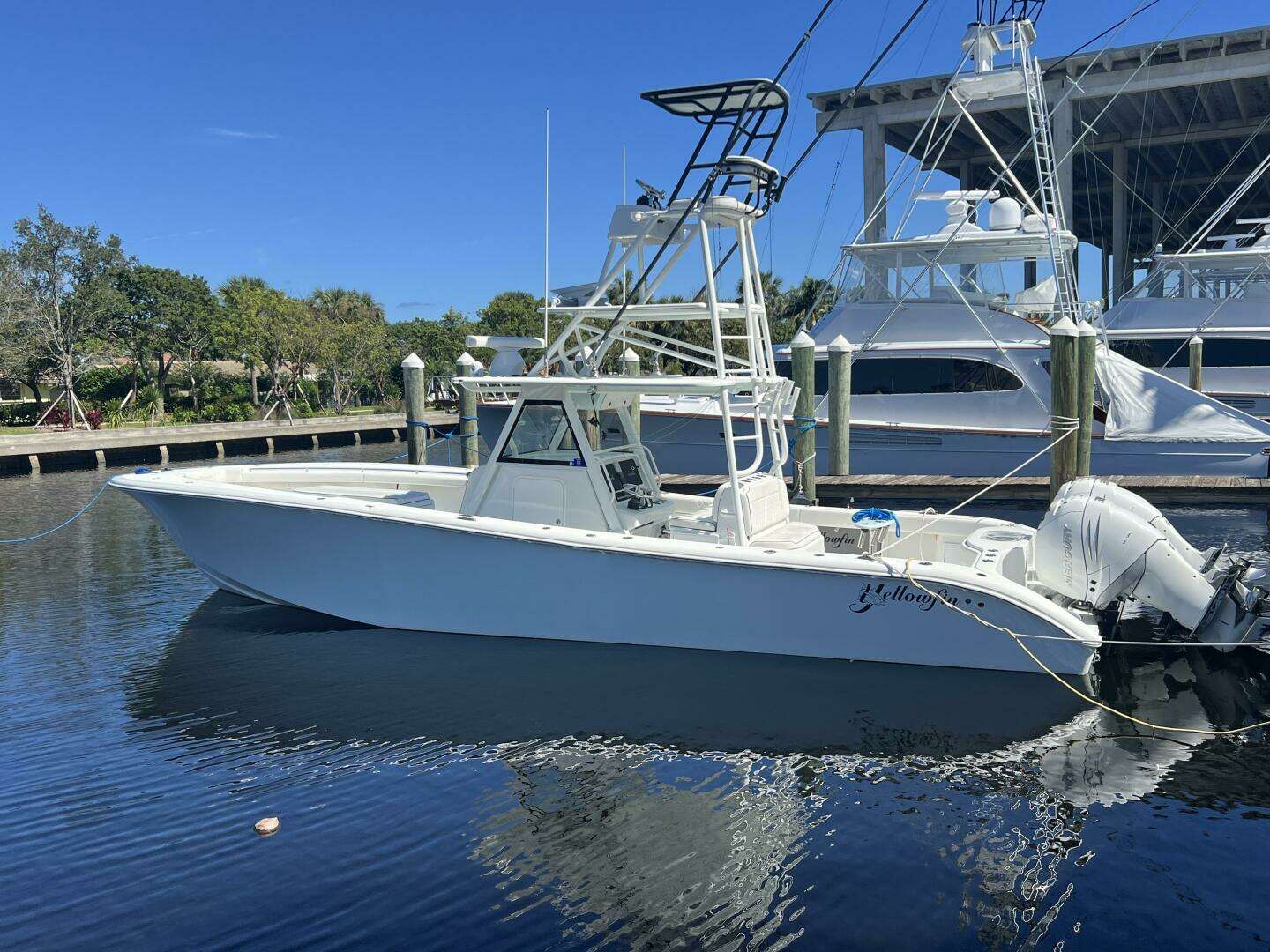 2017 Yellowfin 39' Center Console - Image 13