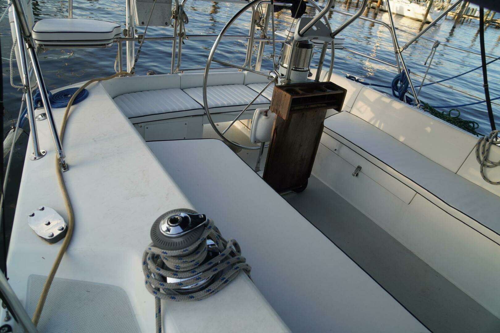2000 Catalina 36 Mkll - Image 8