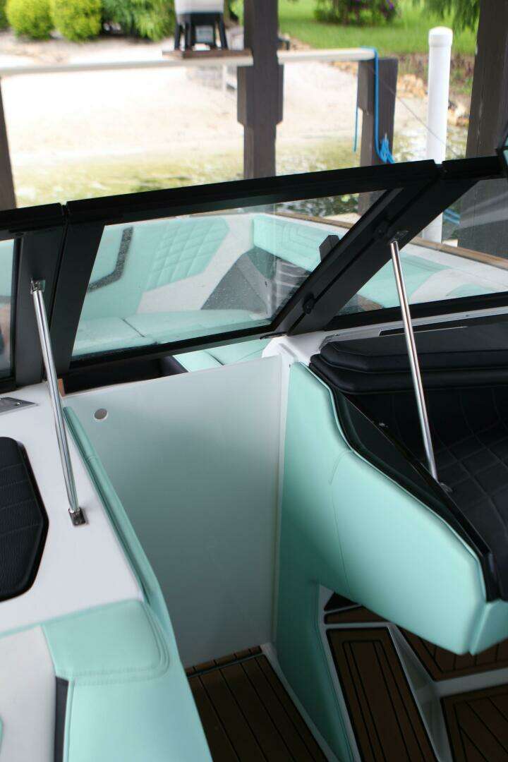 2024 Nautique Super Air G23 - Image 29