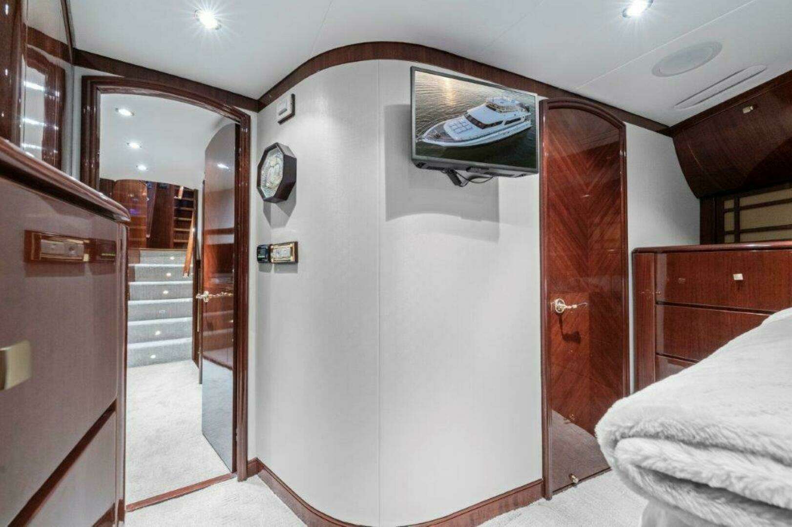 2006 Cheoy Lee Motoryacht - Image 17