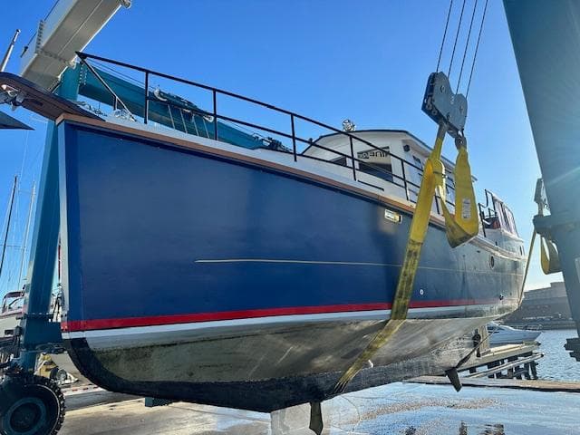 2004 Diesel Duck 38 Trawler - 53