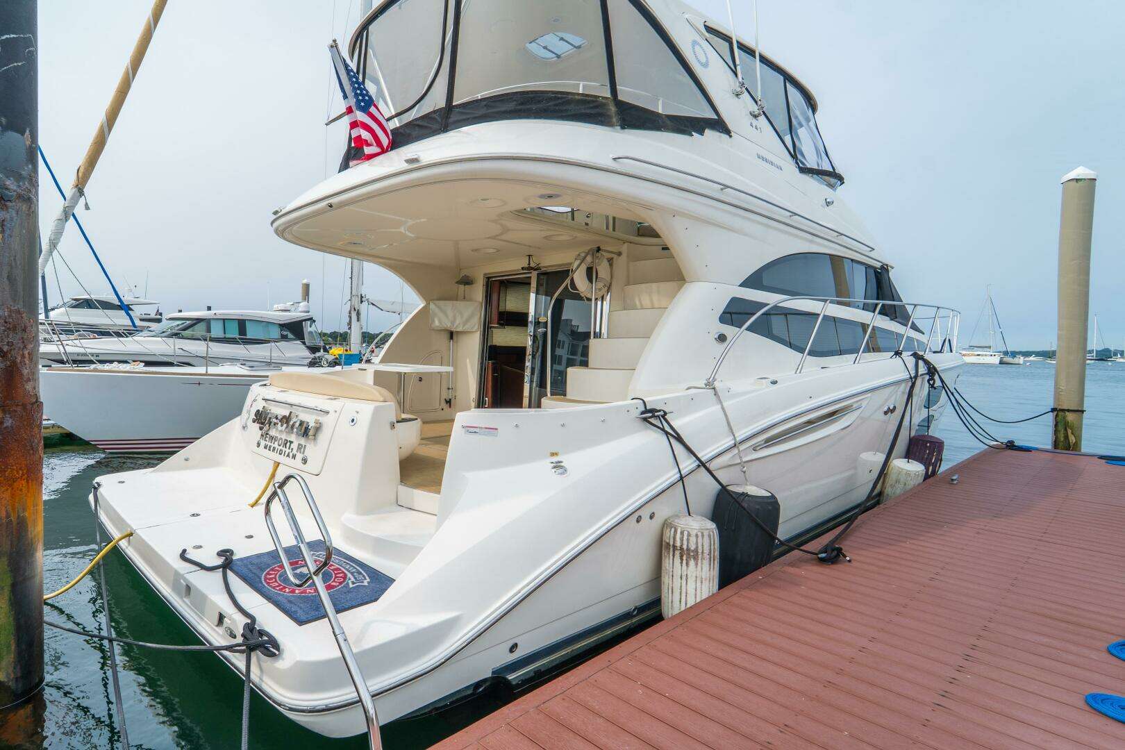 2009 Meridian 441 Sedan - Image 12