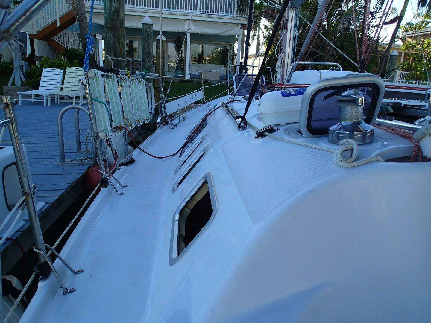 1997 Hunter 376 - Image 10