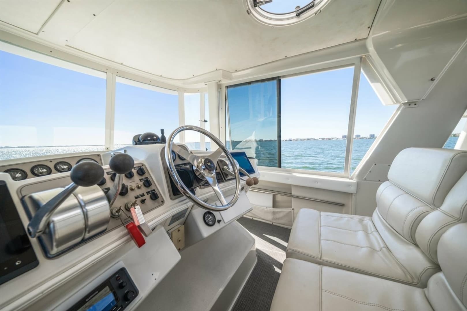 1998 Carver 455 Aft Cabin MY - Image 18