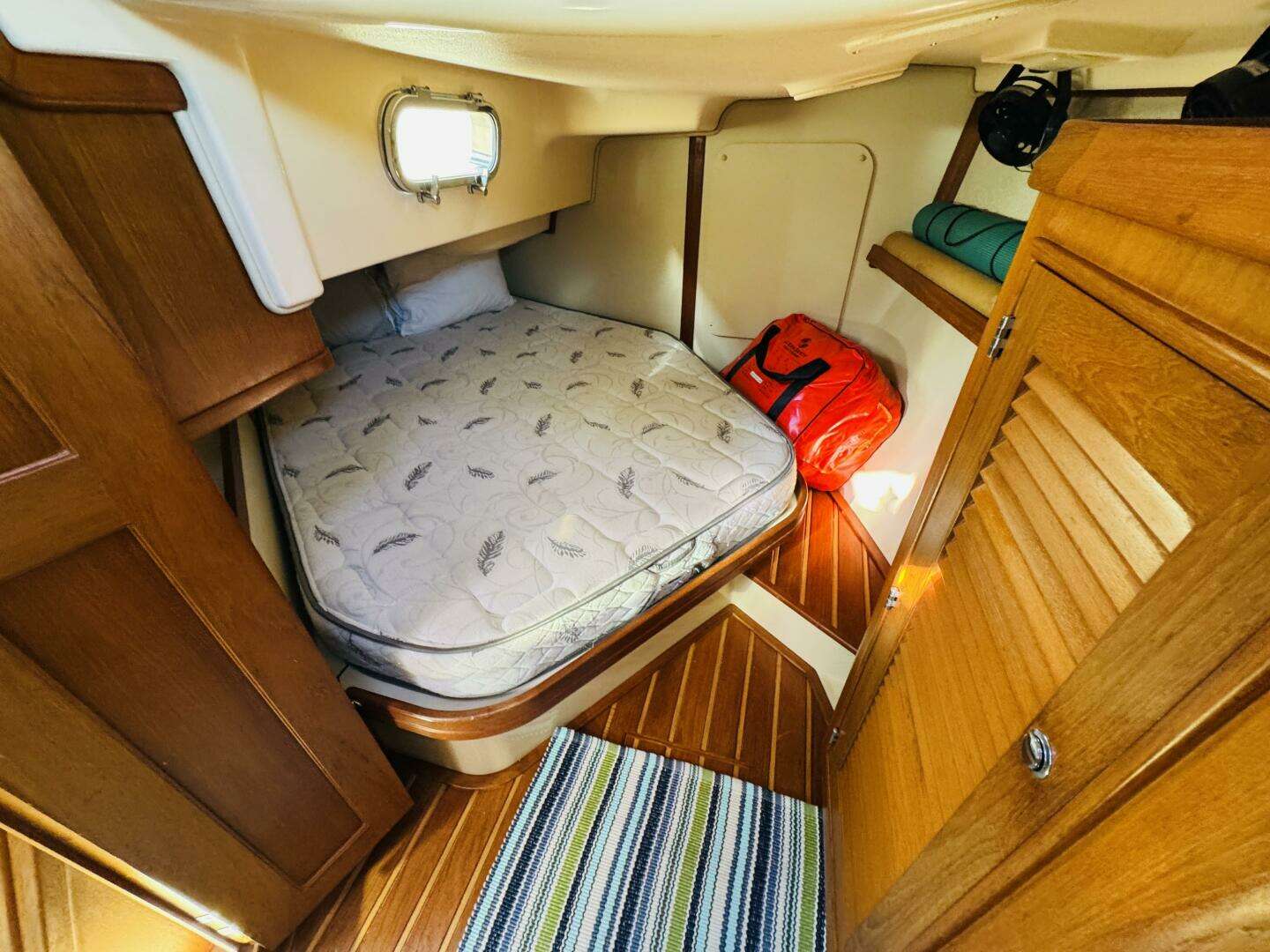 2011 Island Packet 370 - Image 23