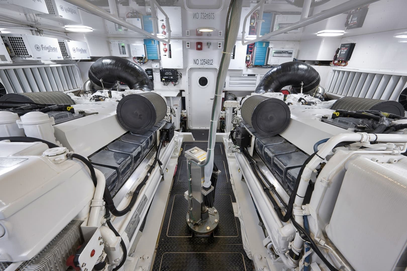 2015 Viking Enclosed Bridge - Image 53