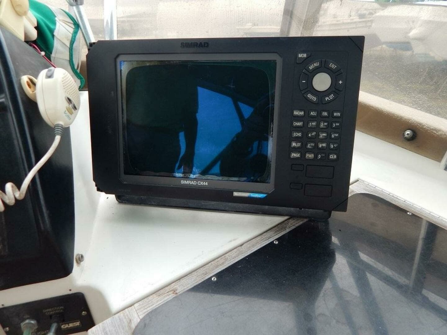 1983 Carver Mariner 2897 - Image 24