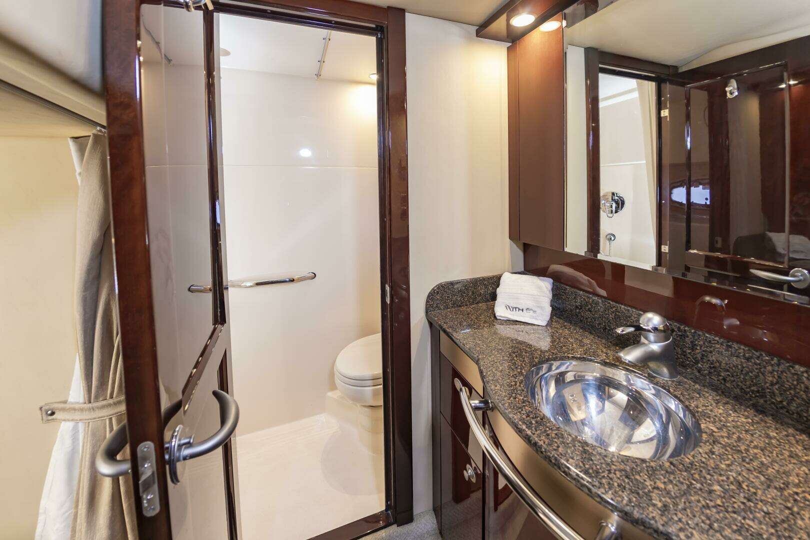 2007 Sea Ray 48 Sundancer - Image 32