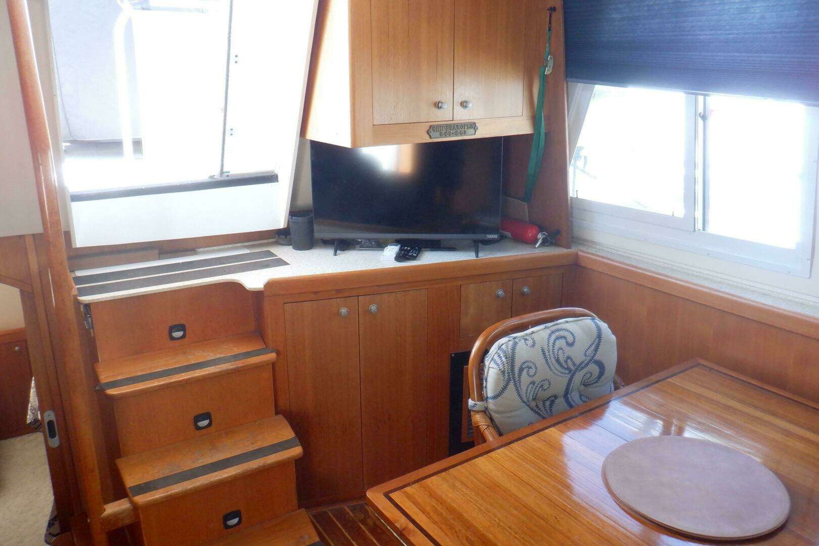 2002 Mainship 430 Trawler - Image 34