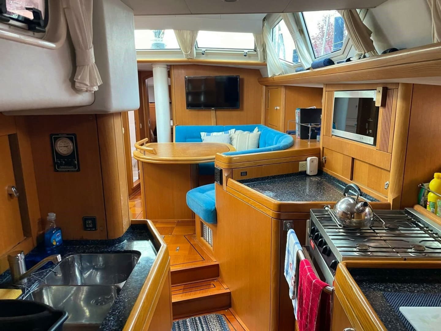 2003 Oyster Yachts — - Image 25