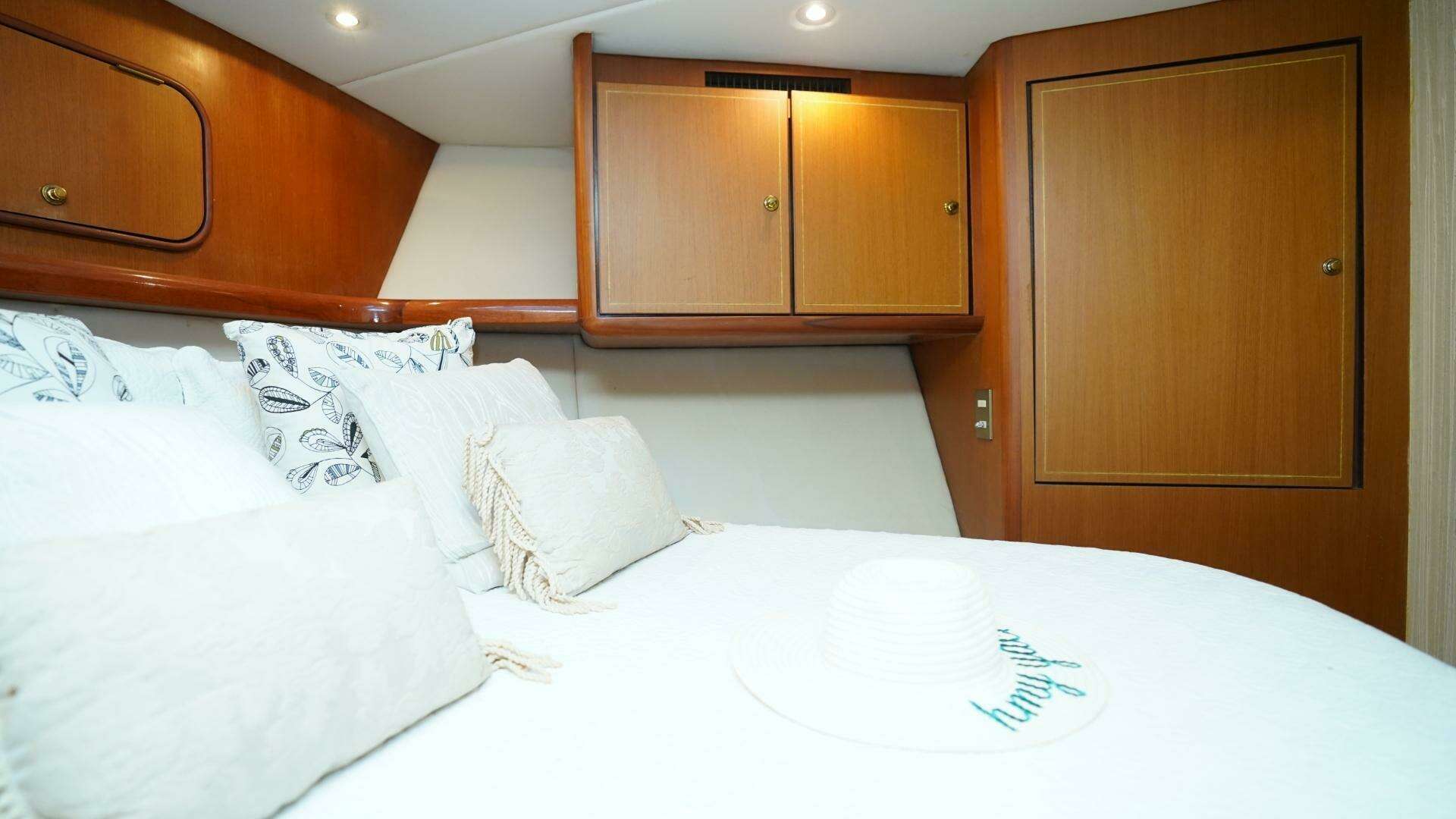 2005 Ocean Yachts — - Image 73