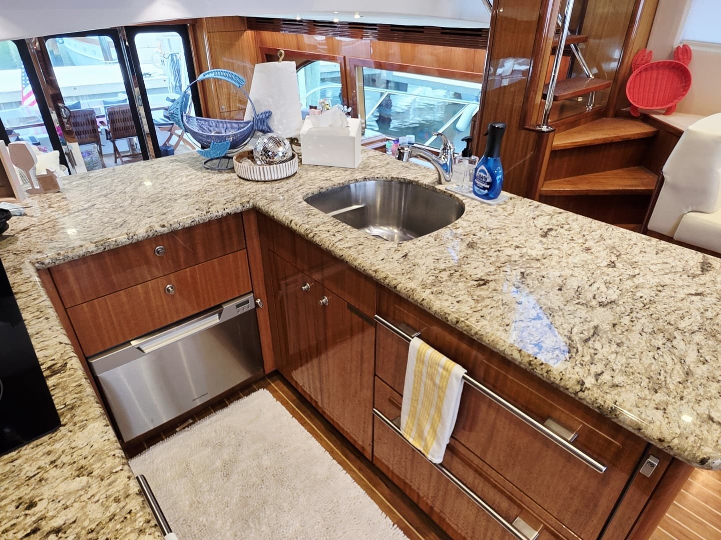 2008 Hatteras — - Image 14