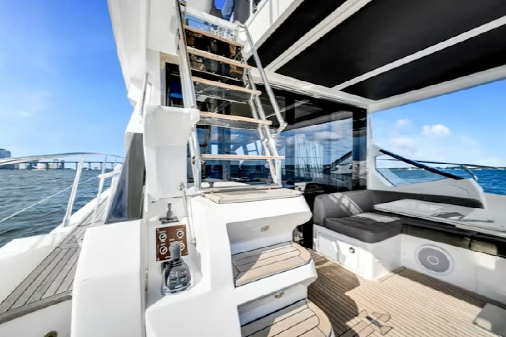 2021 Azimut S6 SPORTFLY - Image 15