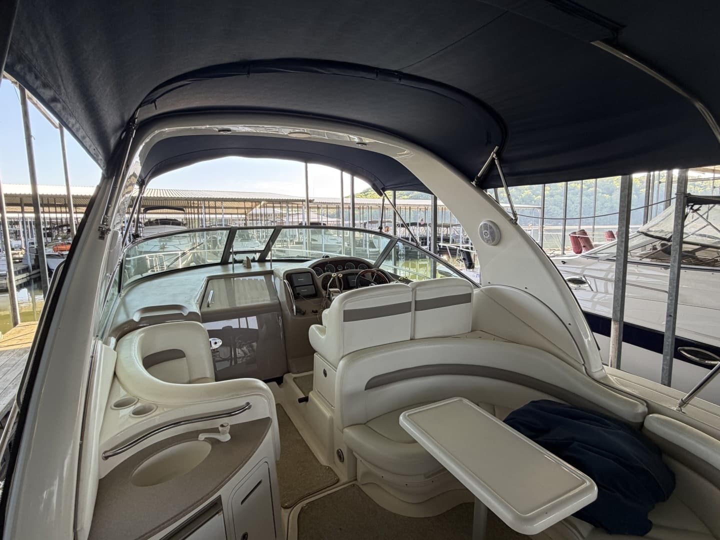 2003 Sea Ray 320 Sundancer - Image 3