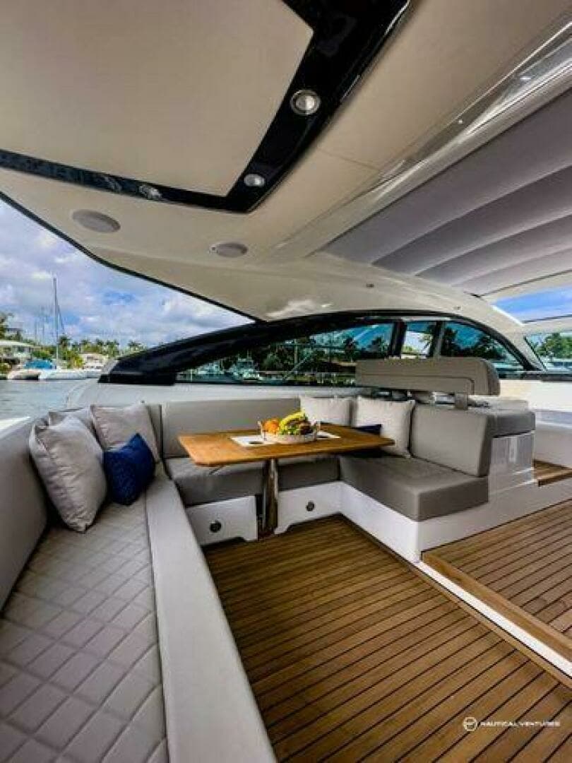 2023 Fairline — - Image 6