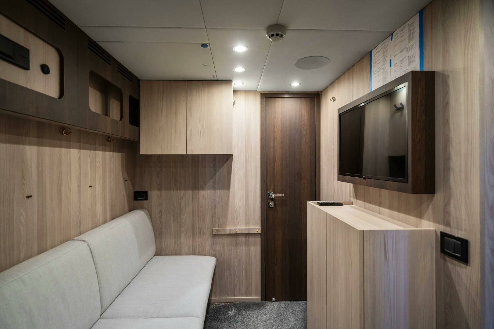 2020 Azimut Azimut Grande 27M - Image 48