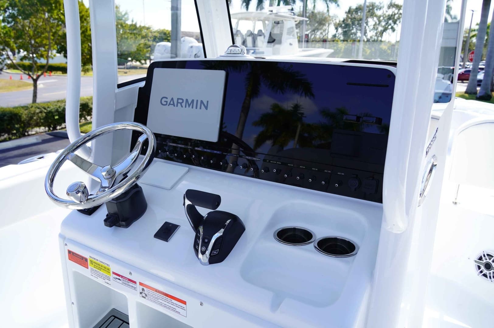 2026 Sea Hunt Ultra 255SE - Image 10