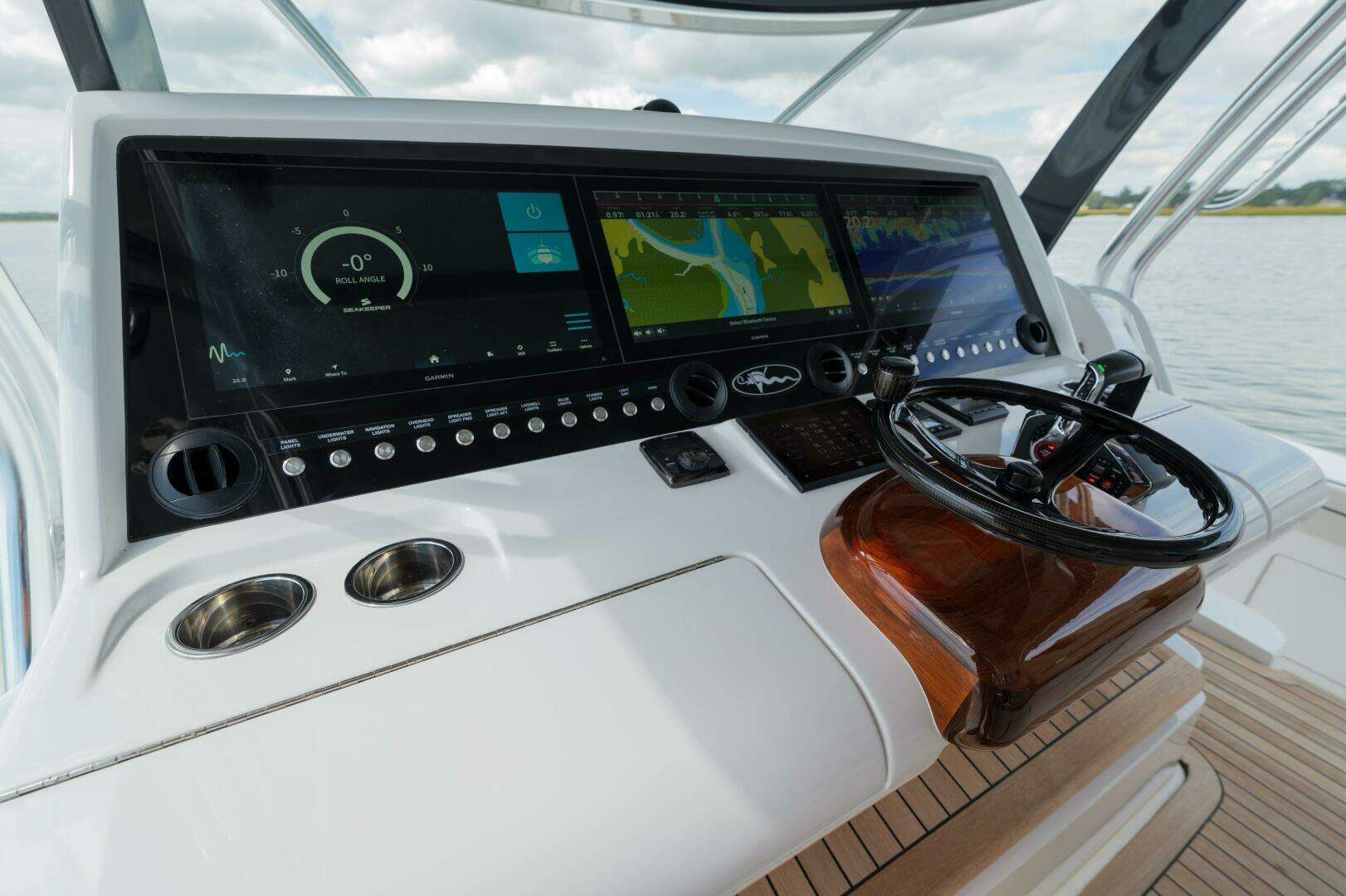 2024 Valhalla Boatworks V-55 - Image 18