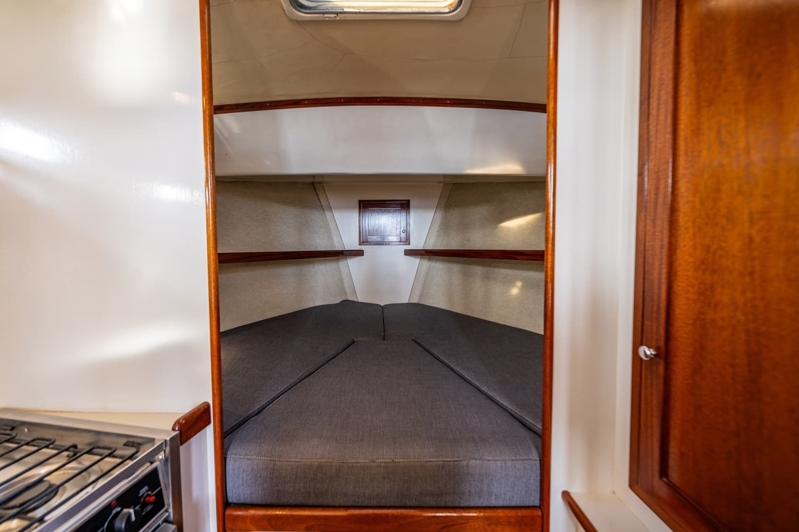 1999 Northern Bay 36 - Image 22