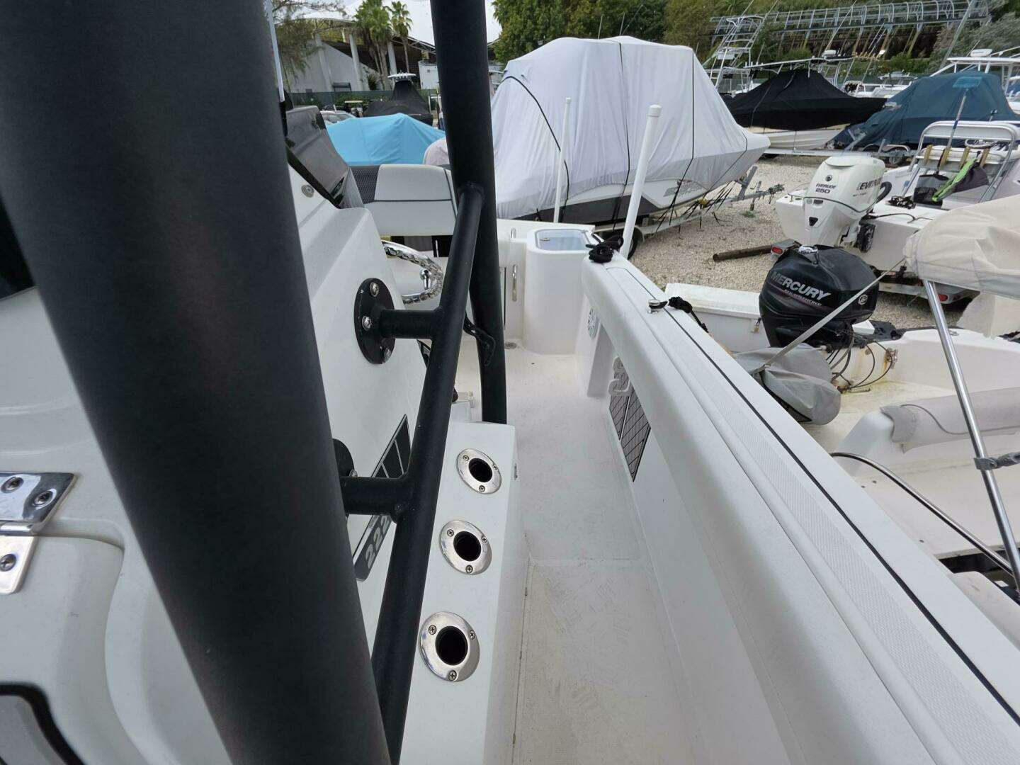 2022 Wellcraft 222 Fisherman - Image 9